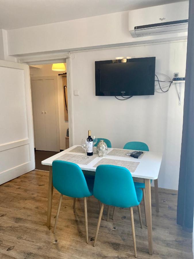 Ultracentral - Apartament Pe Calea Victoriei Bucureşti Exterior foto