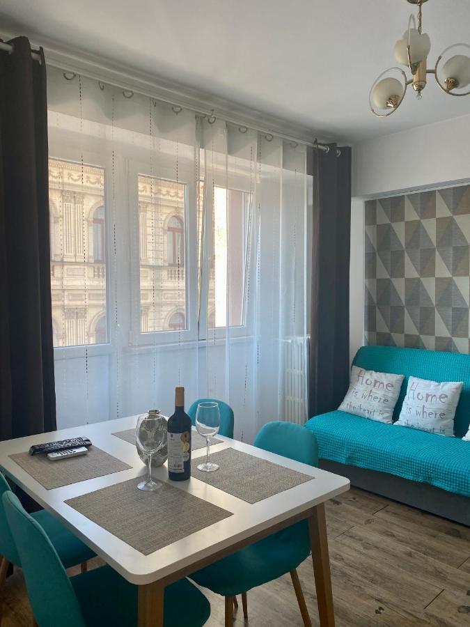 Ultracentral - Apartament Pe Calea Victoriei Bucureşti Exterior foto